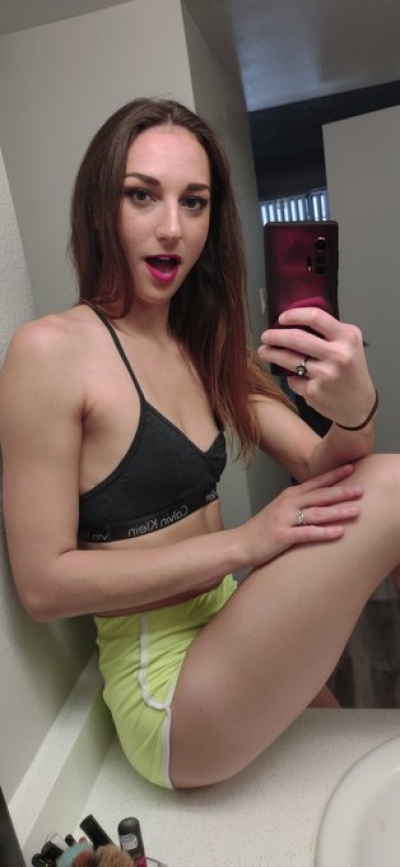 Henriette escort in Toulouse