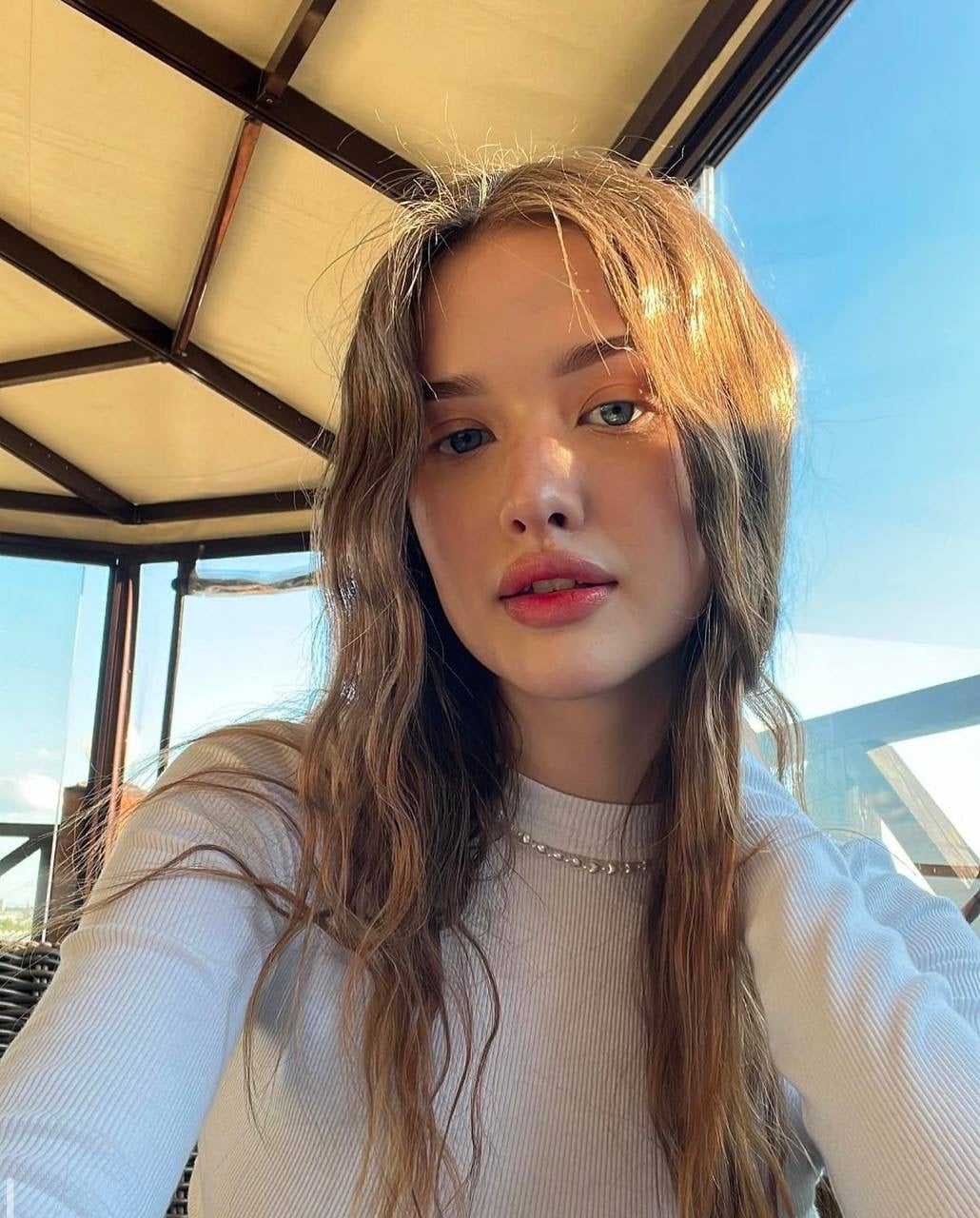 ODETTE escort in Paris