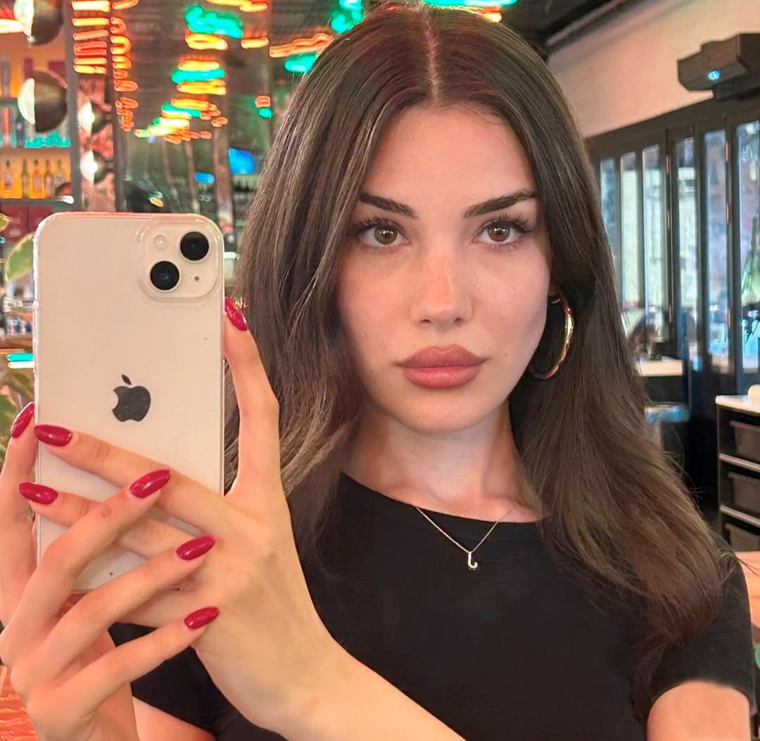 ERIN escort in Paris