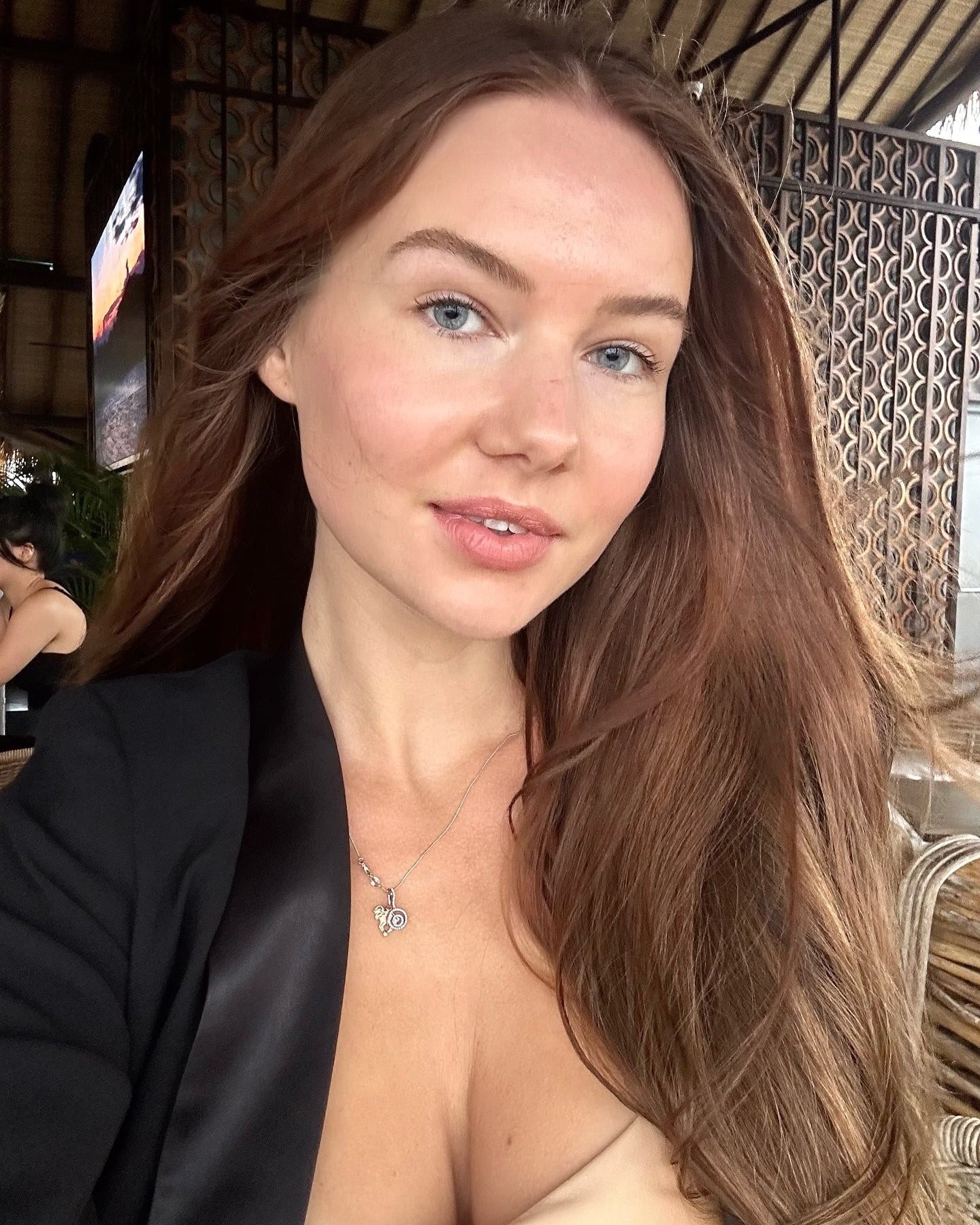 VINITA escort in Paris