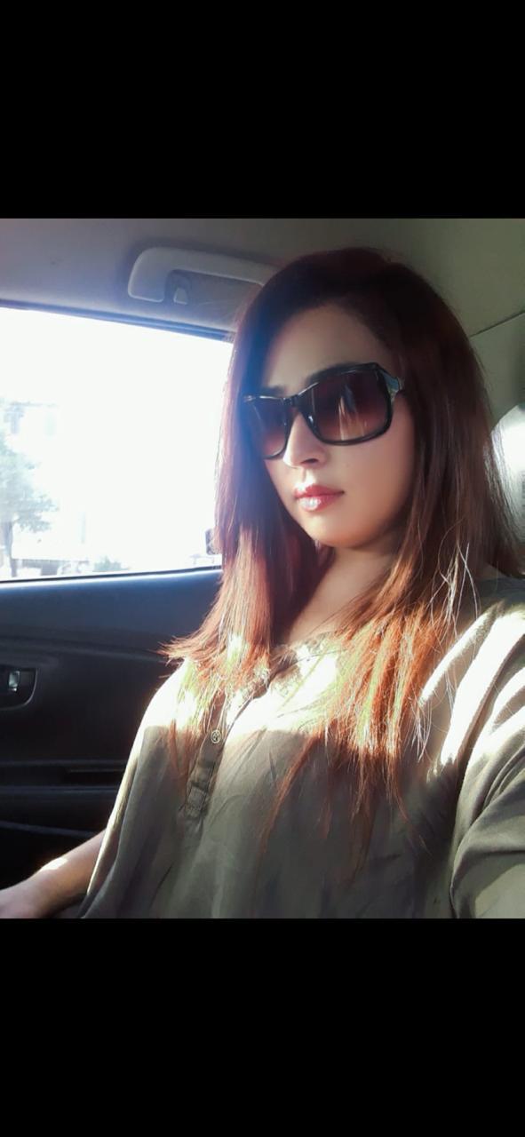 Zareen khan escort in Dubai
