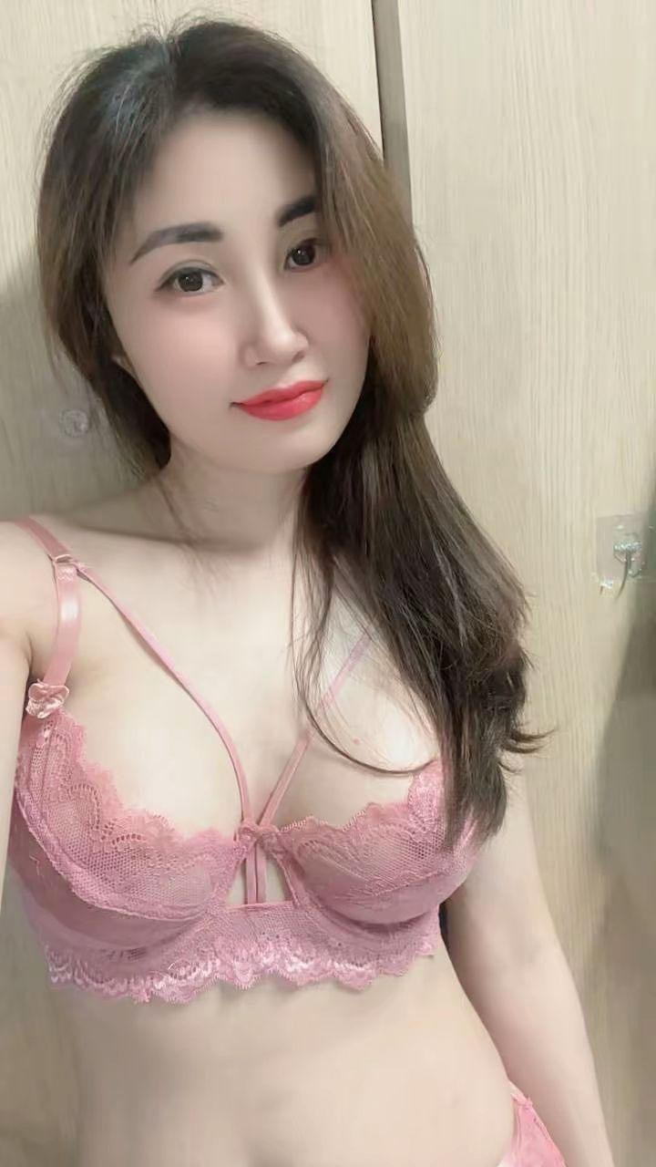 Hanna escort in Bangkok