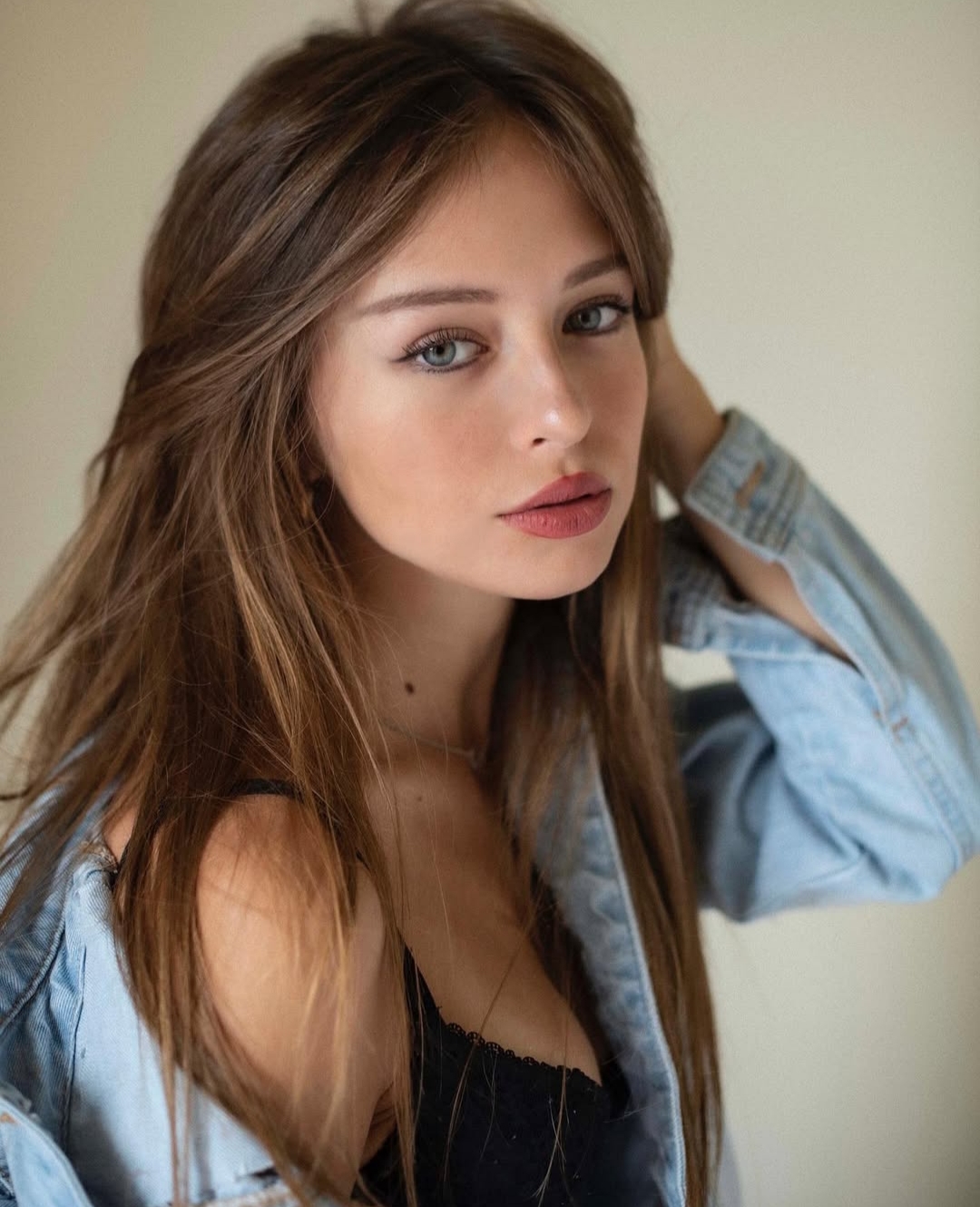 DAGMAR escort in Paris