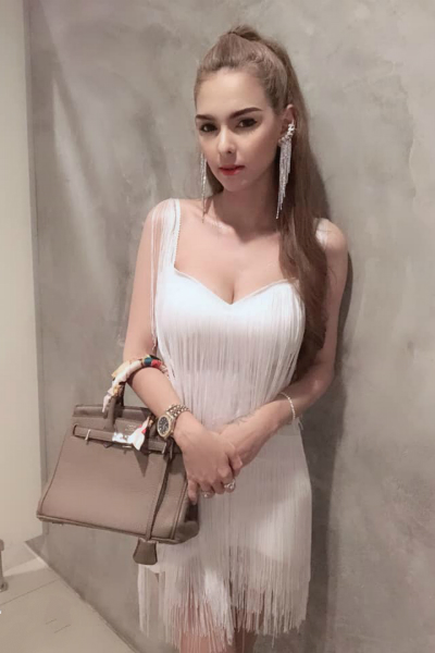 J10 escort in Sunway