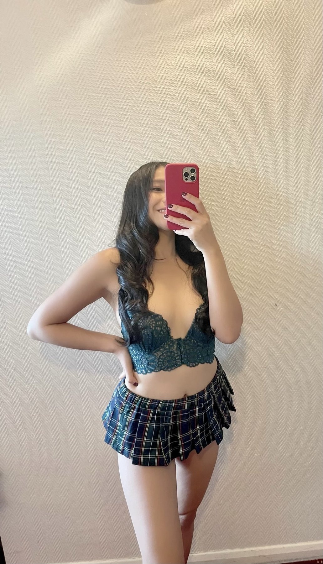 Hachi8 Sweet Thai girl escort in Bangkok