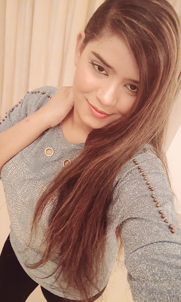 Naina Indian Model escort in Dubai