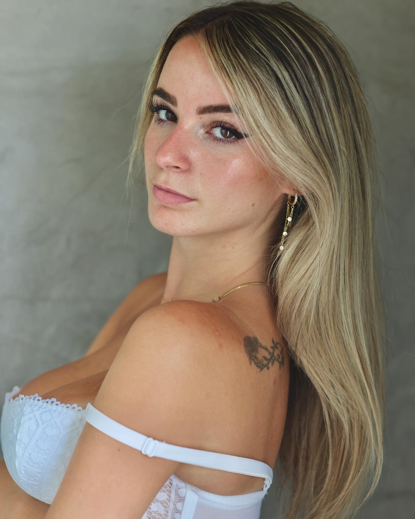 Noemie escort in Luzern