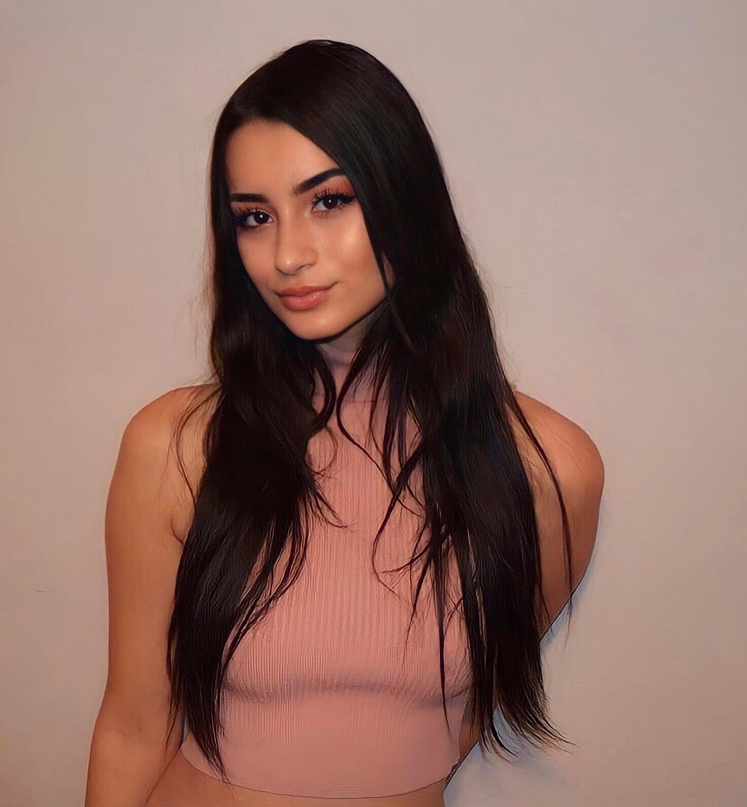Alexandra escort in Dubai