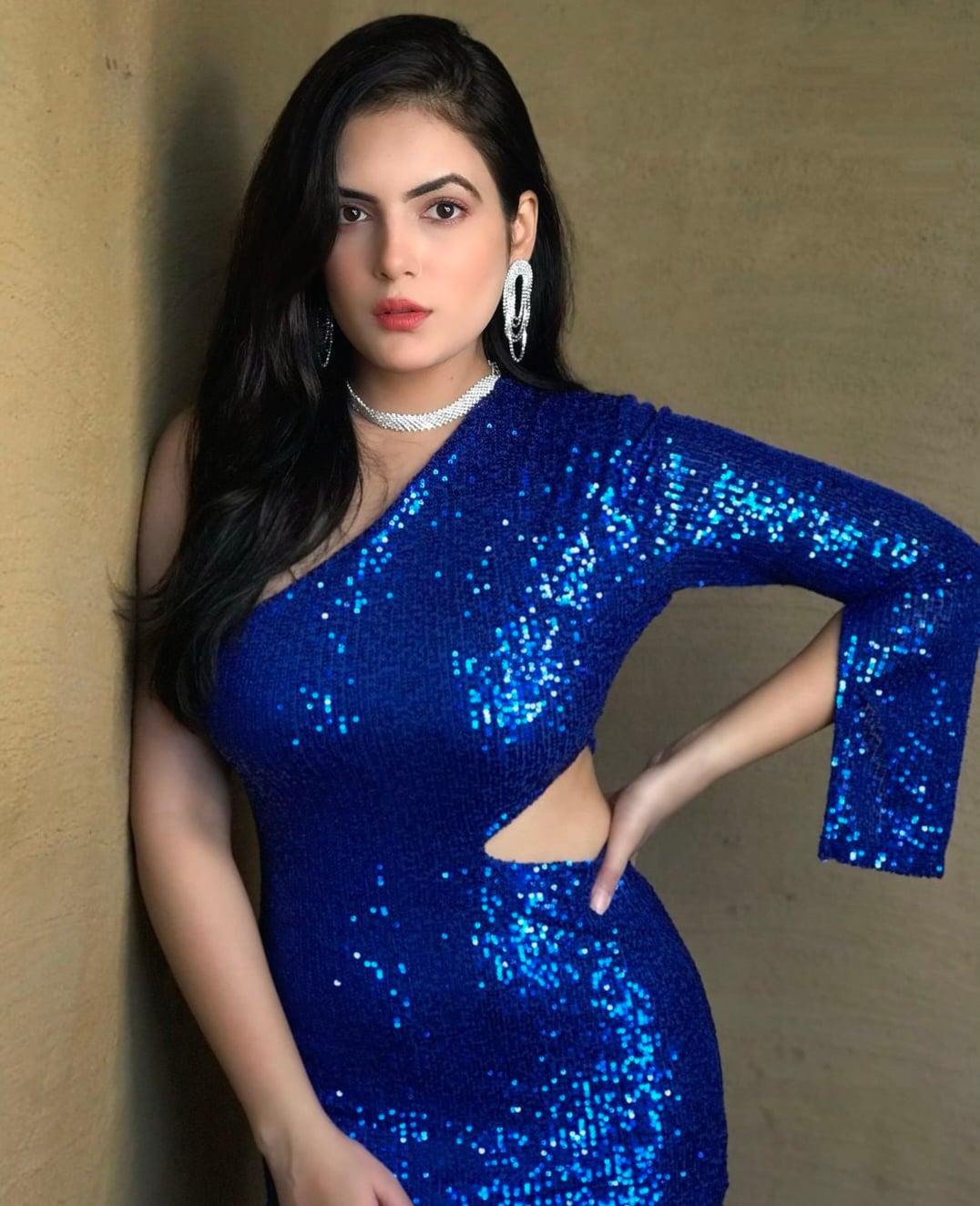 Model Pooja escort in Doha