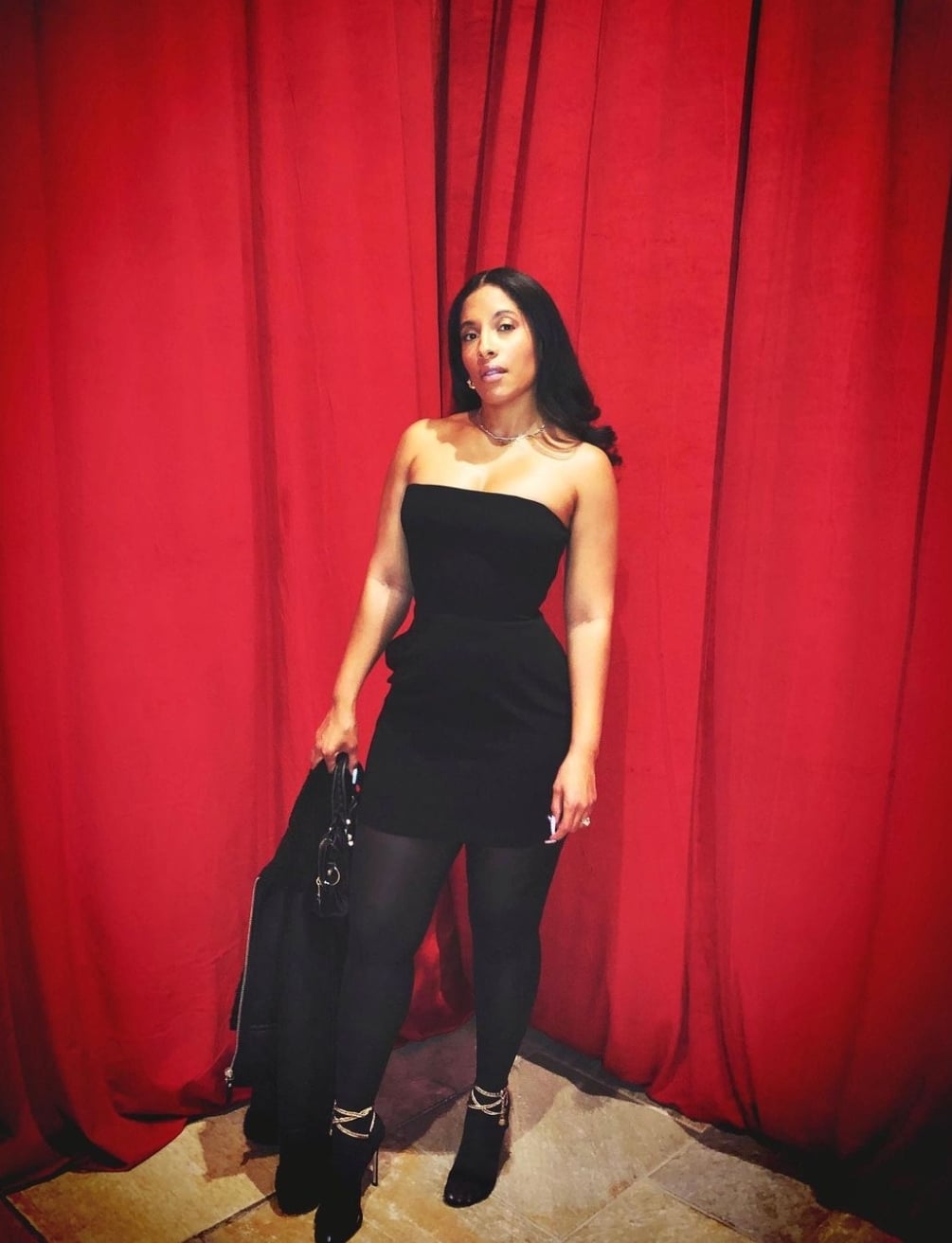 Sydney Caramel escort in Istanbul