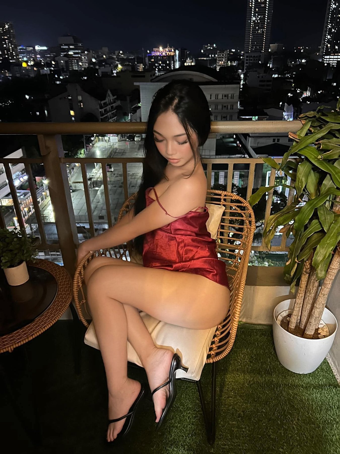 Anna escort in Boracay