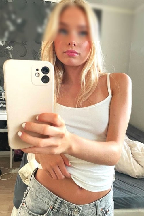 Yasmine escort in Berlin