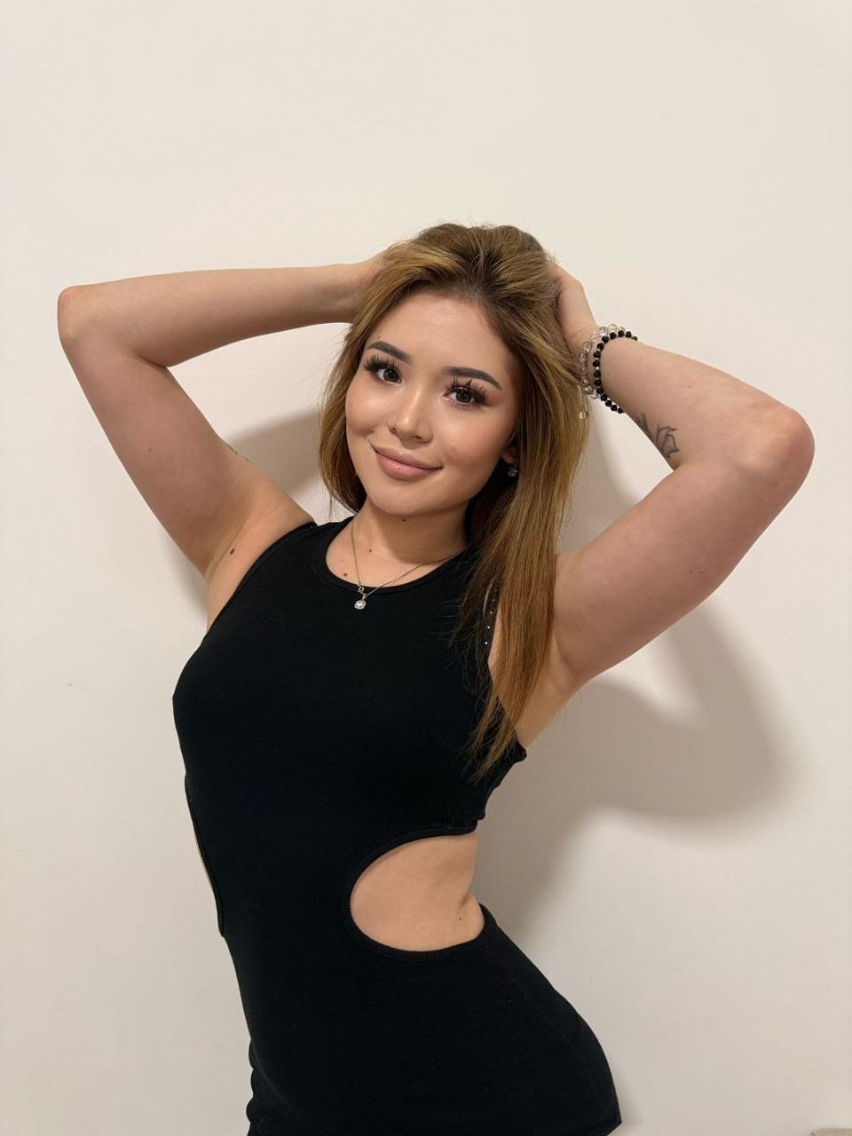 Kerry escort in Dubai