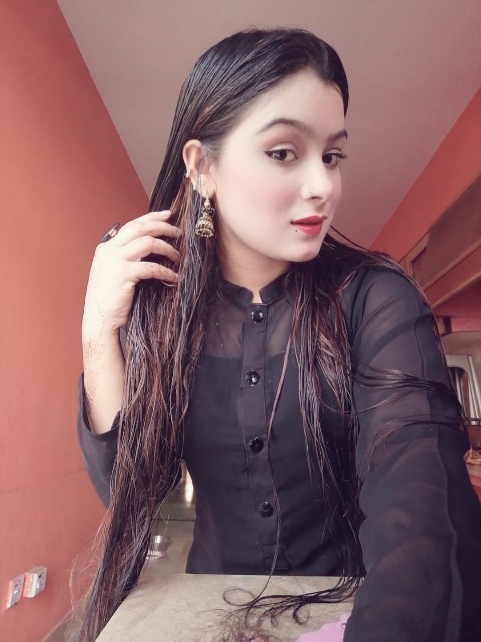 Sapna Busty Girl escort in Dubai