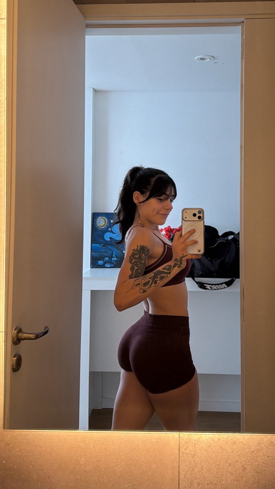 Milic escort in Cape Town