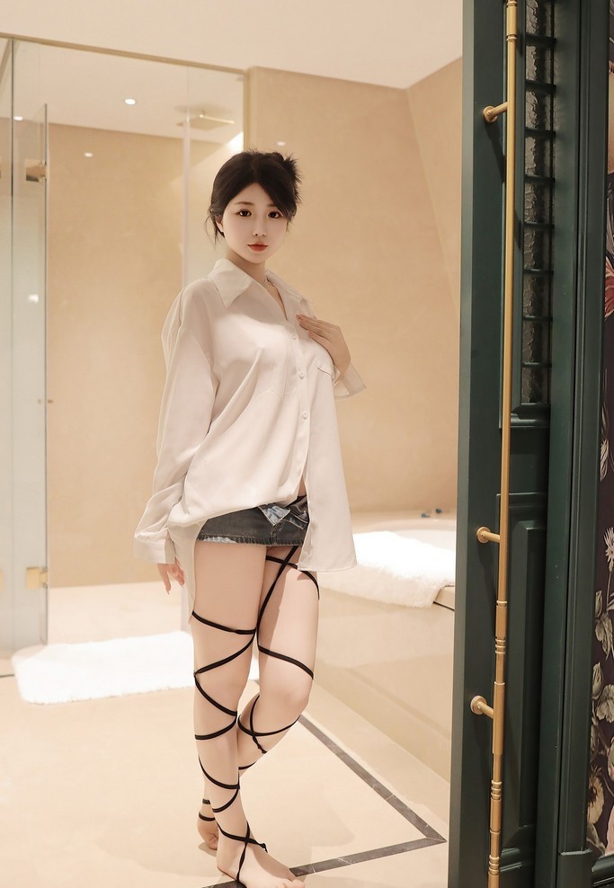 Mia escort in London