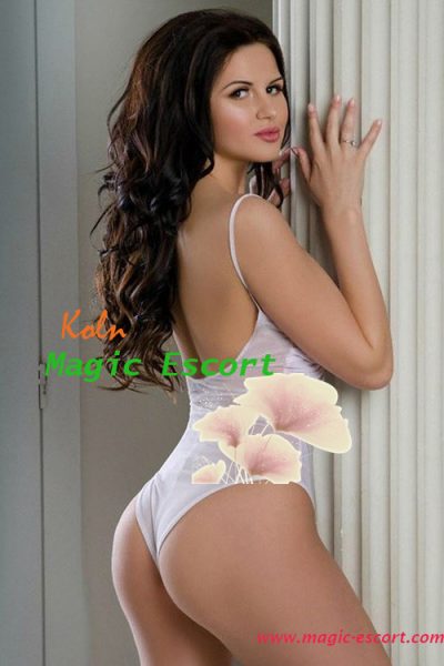 Alina escort in Cologne