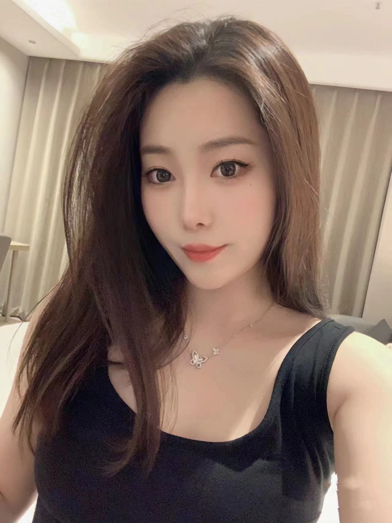 fragrant escort in Shanghai