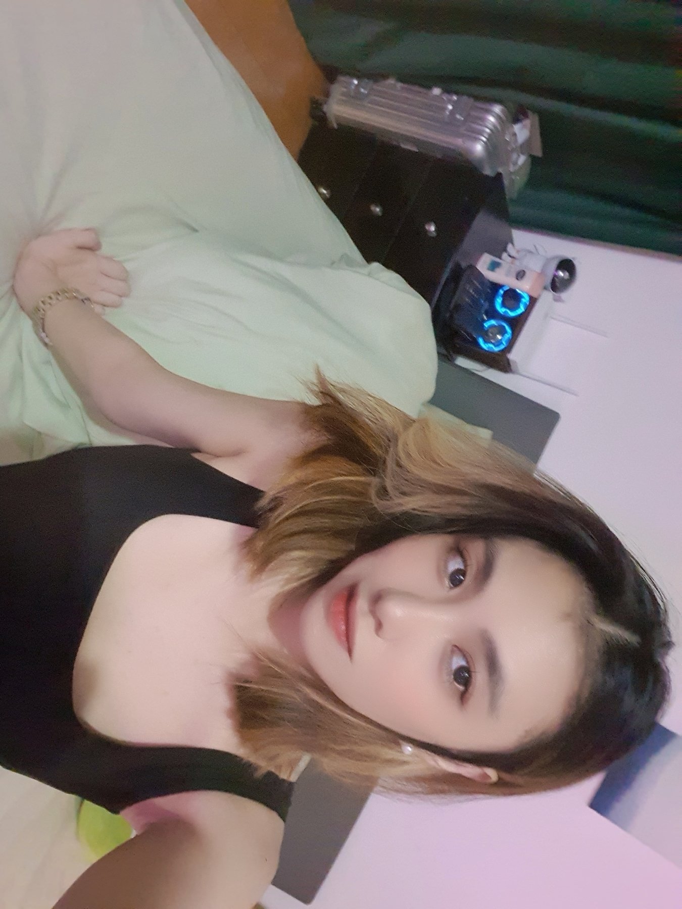 Faye Yzia escort in Makati City