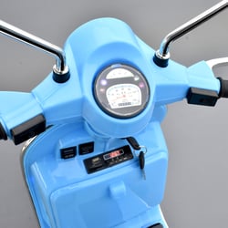 scooter-electrique-enfant-piaggio-vespa-px150-bleu-36785-178460