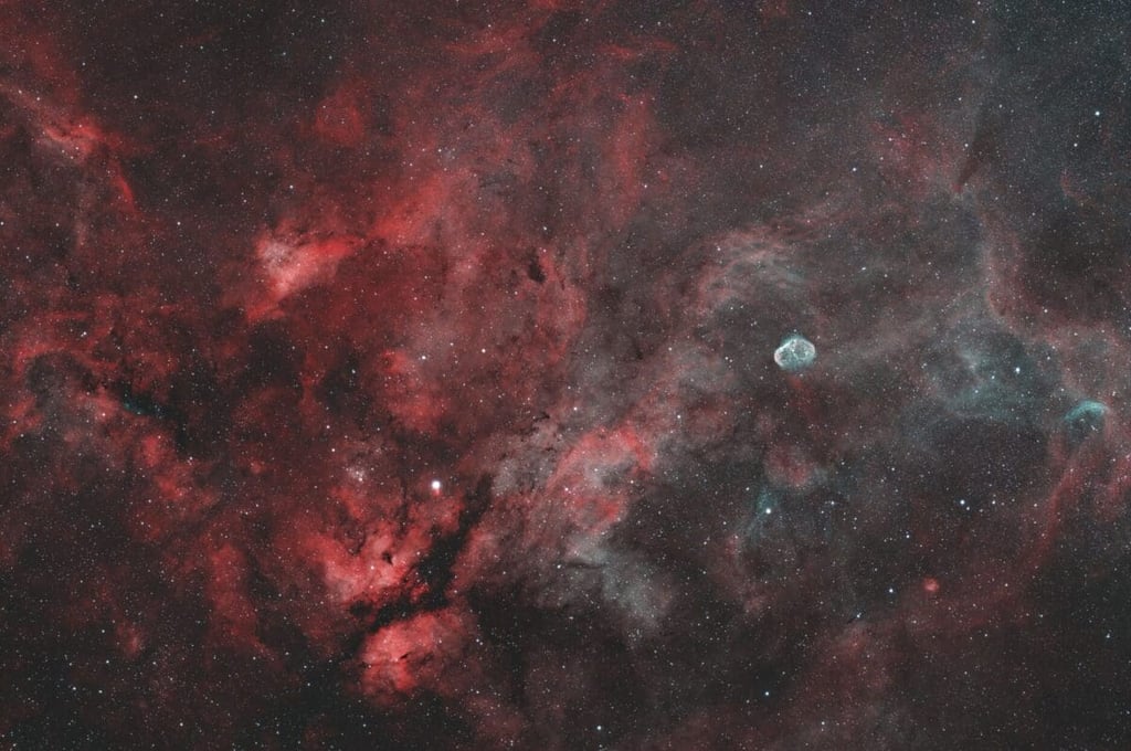 Crescent Nebula