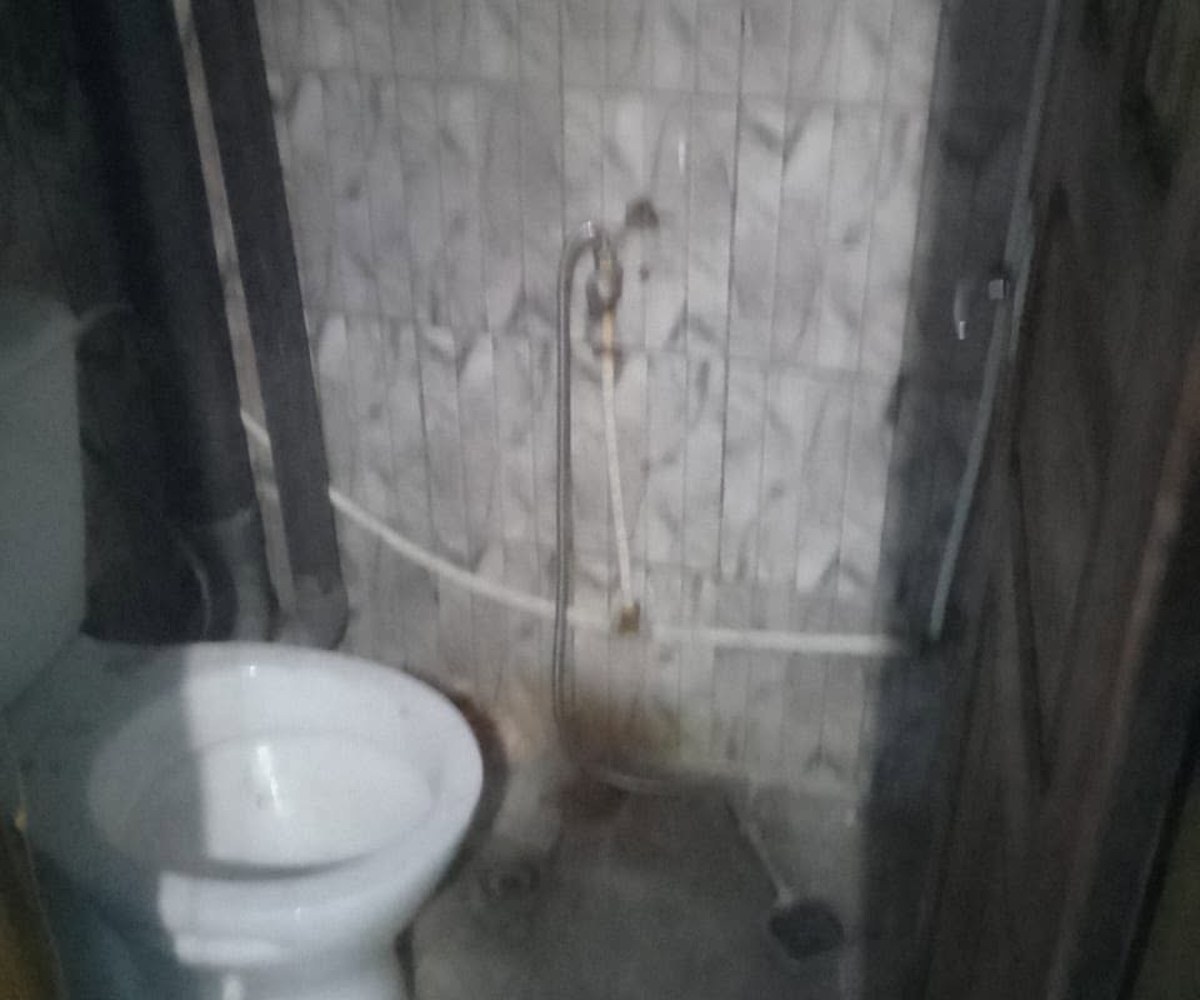 Chambre moderne à louer - Ndokoti, Douala
