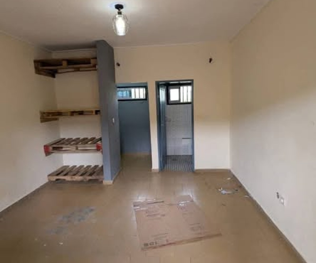 Chambre moderne à Odza