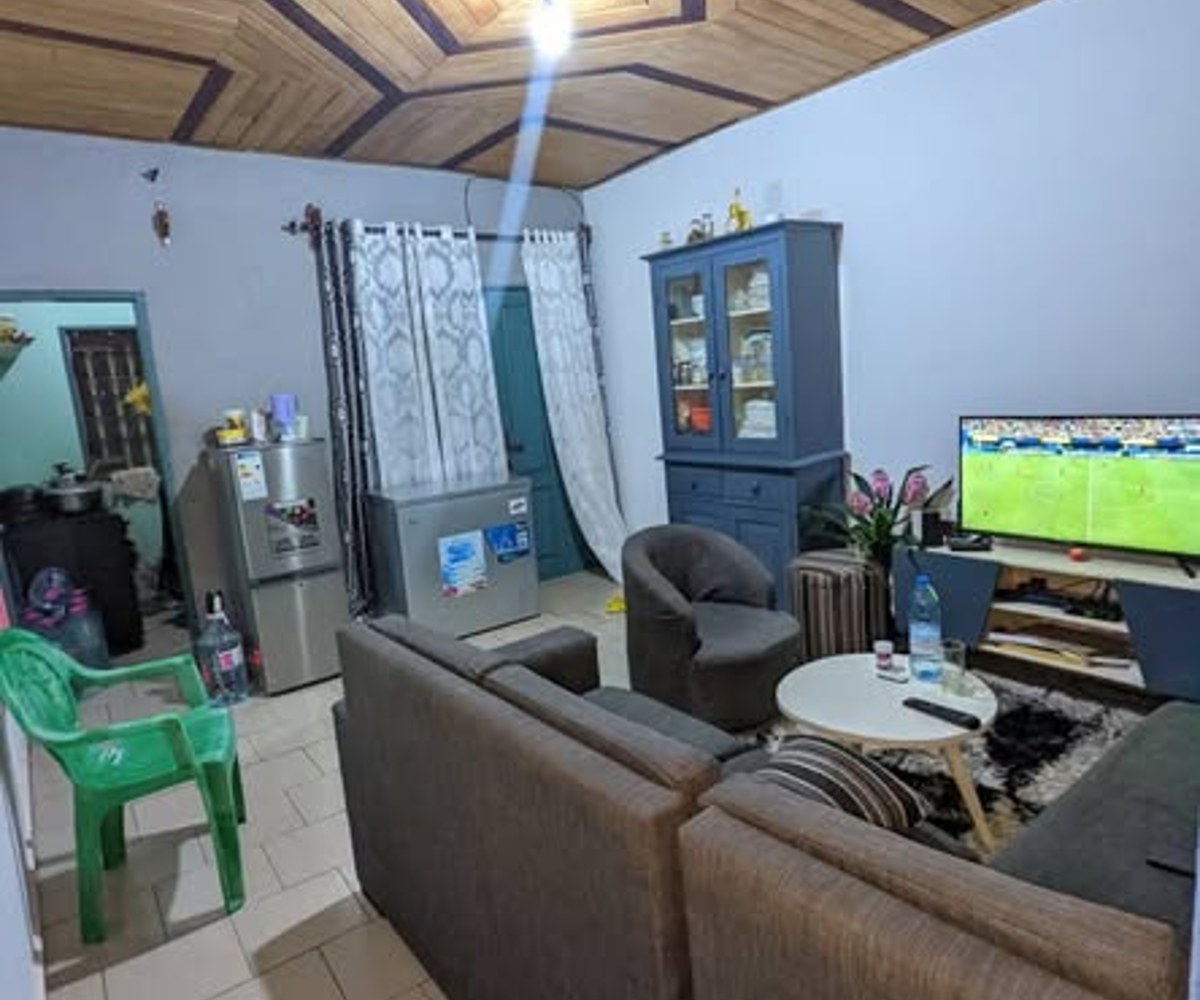 Studio moderne à louer à Nsimeyong