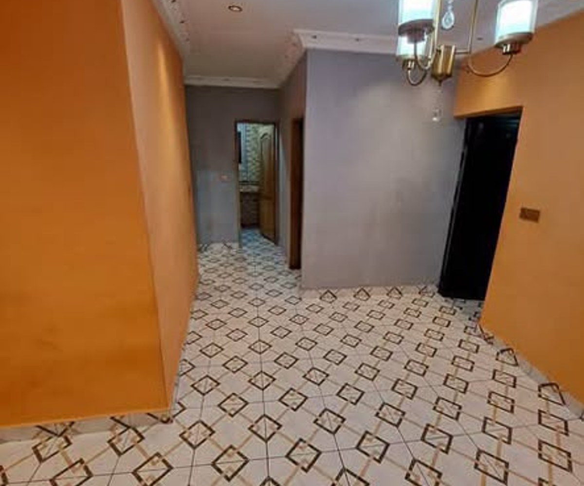 Studio à louer à Ekoumdoum