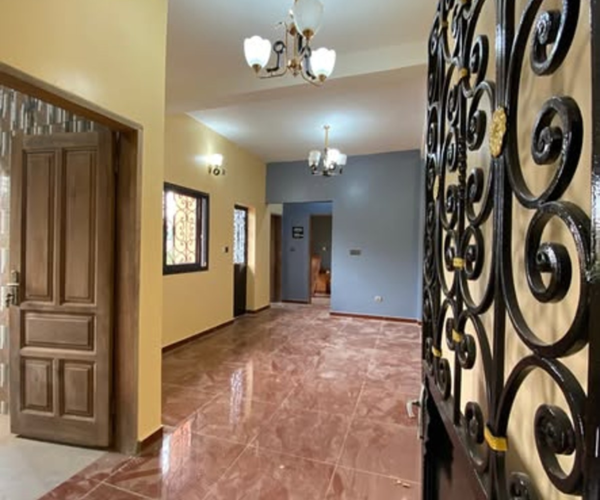 Appartement 2 chambres neuf à Emana - 110 000 XAF/mois