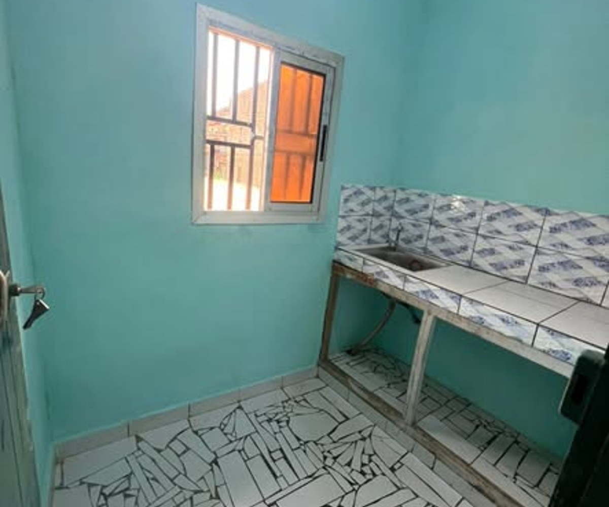 Studio moderne dans la barrière - TKC, Yaoundé