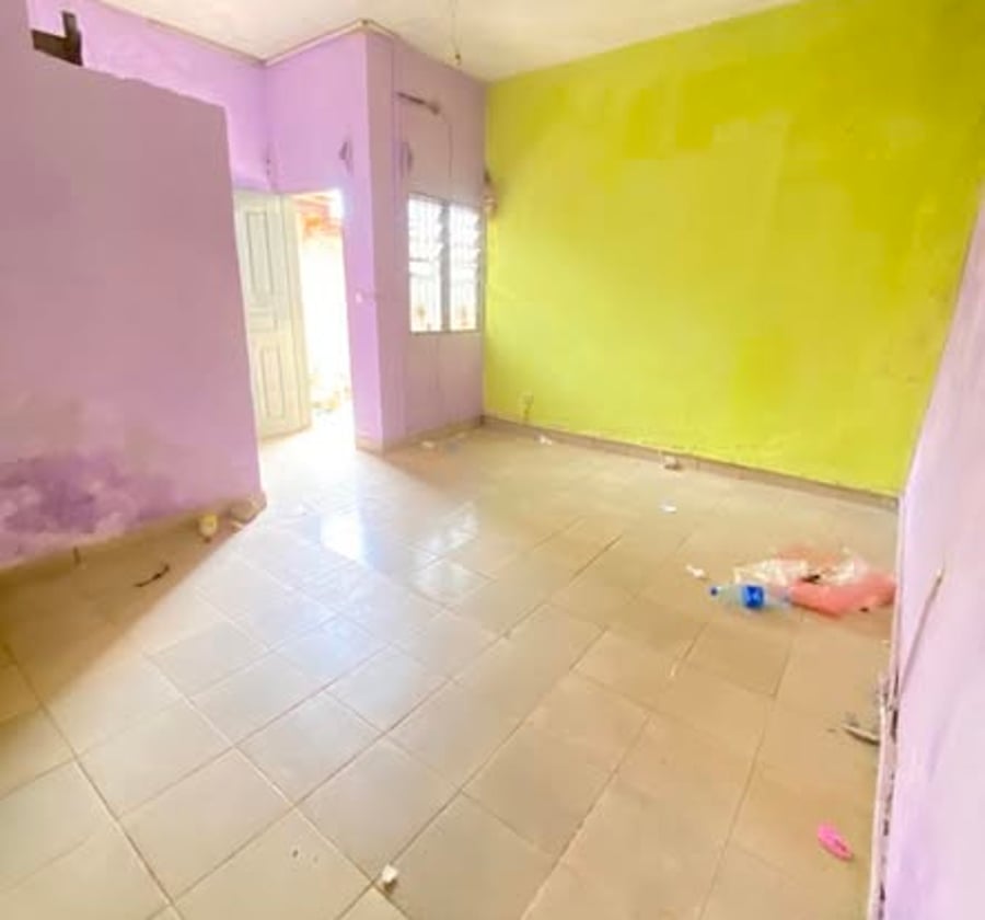 Chambre moderne à louer - Mendong