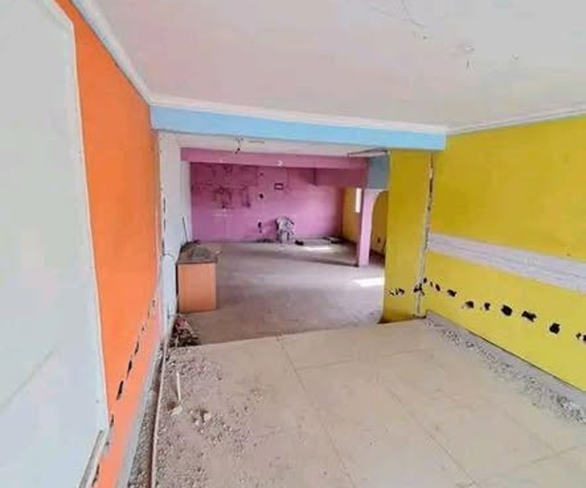 Vaste salle à louer - Logbessou