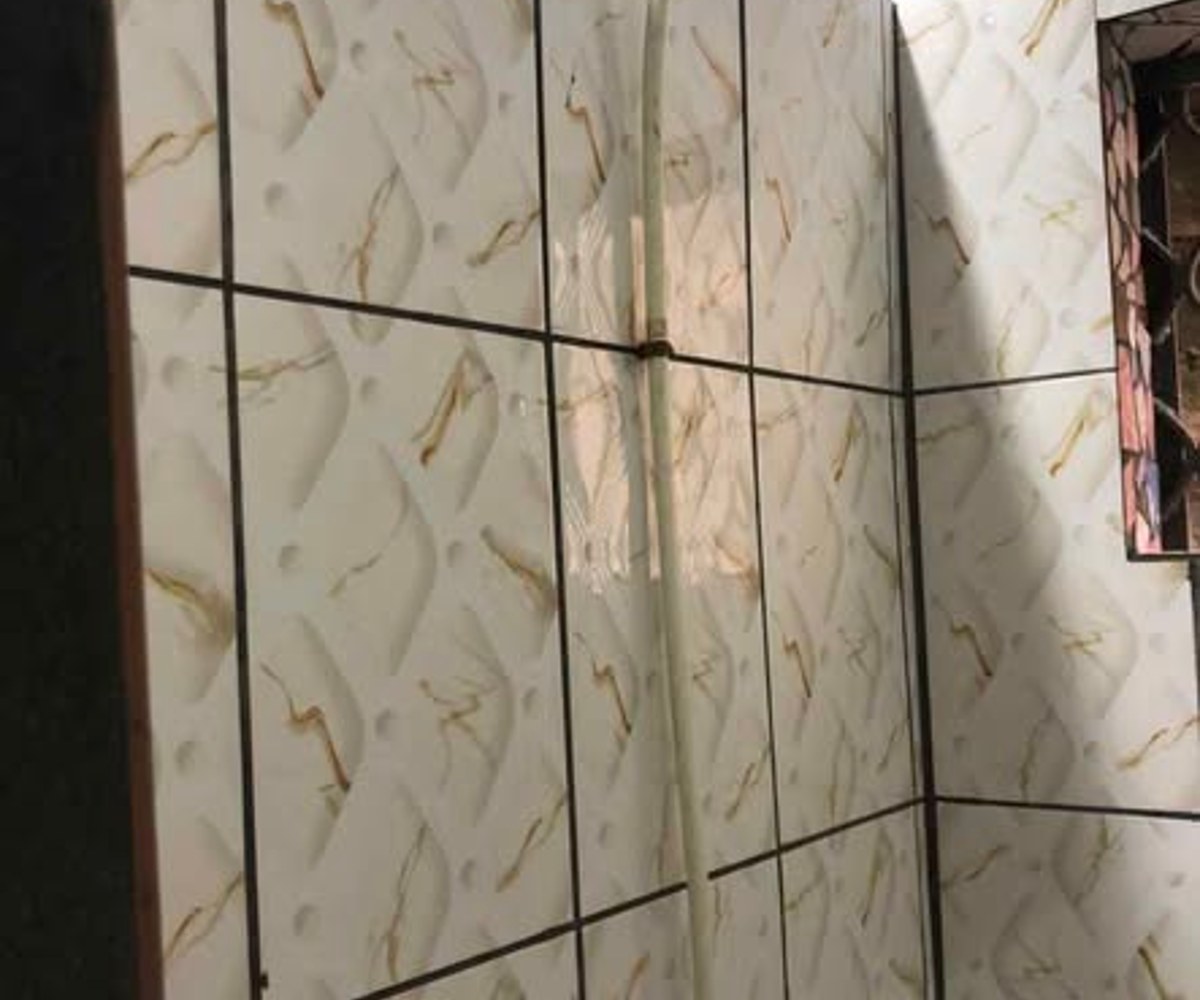 Grande chambre moderne à Logpom - 25 000 FCFA/mois