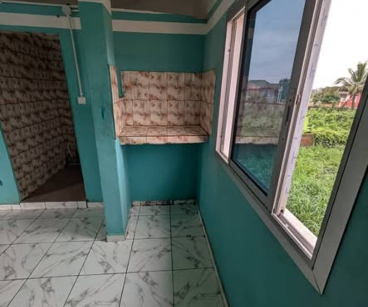 Grande chambre à Logbessou