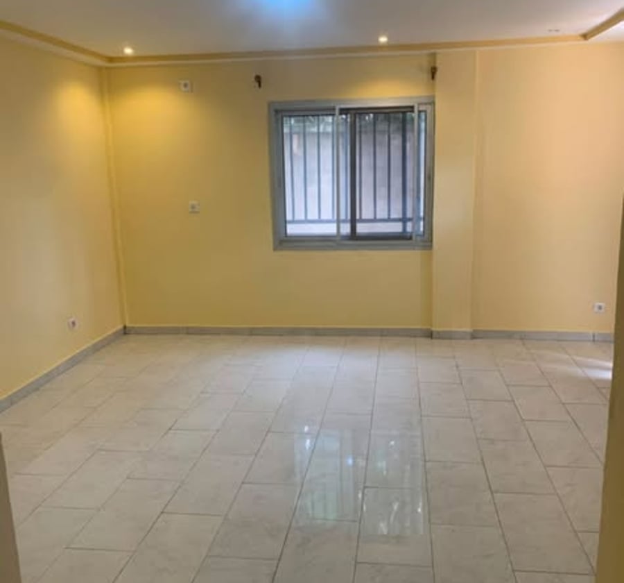 Studio moderne à louer - Nkoabang