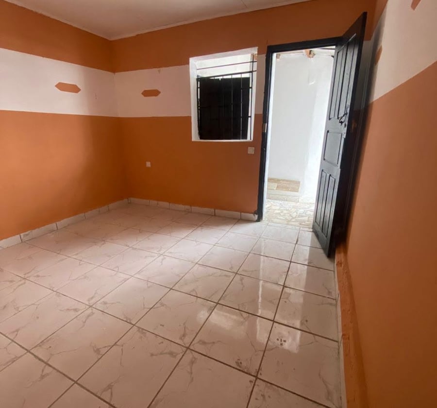 Studio moderne à Nyalla, Douala