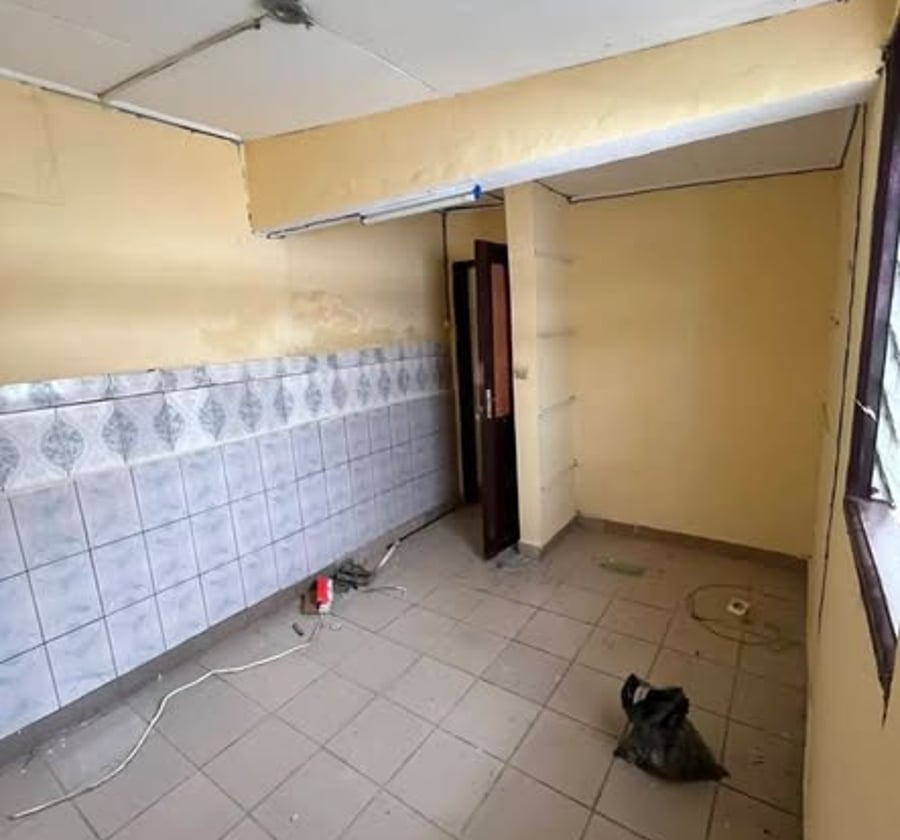 Studio moderne à louer à Beedi, Douala