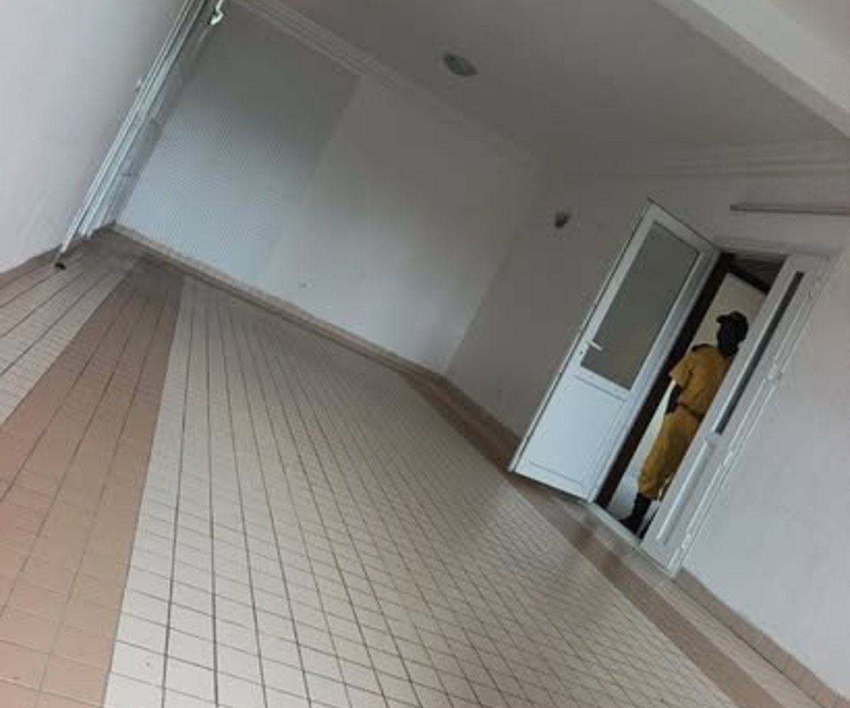 Grand appartement 2 chambres à Ndogbong