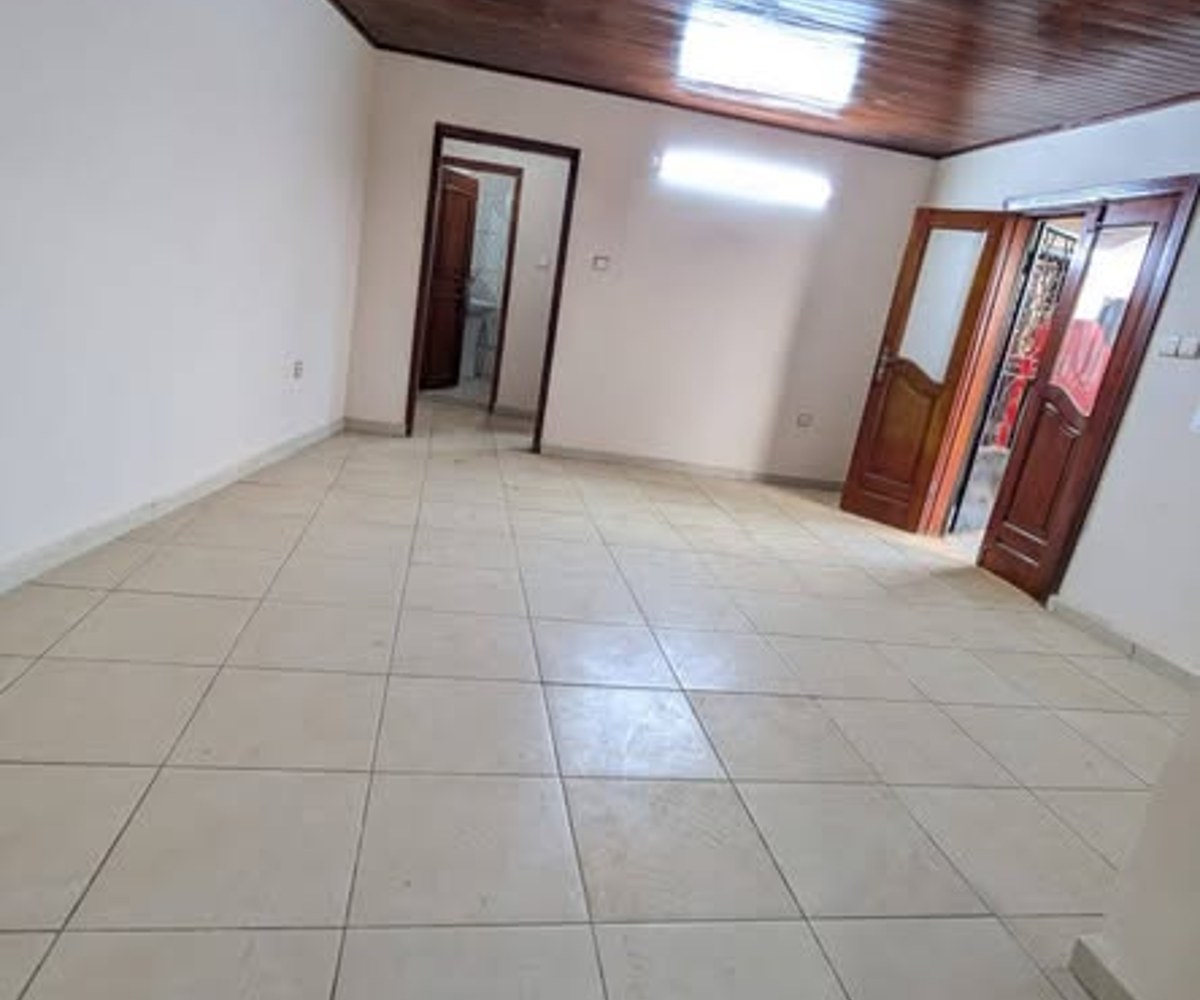 Appartement à louer à Nkolnda (Odza)