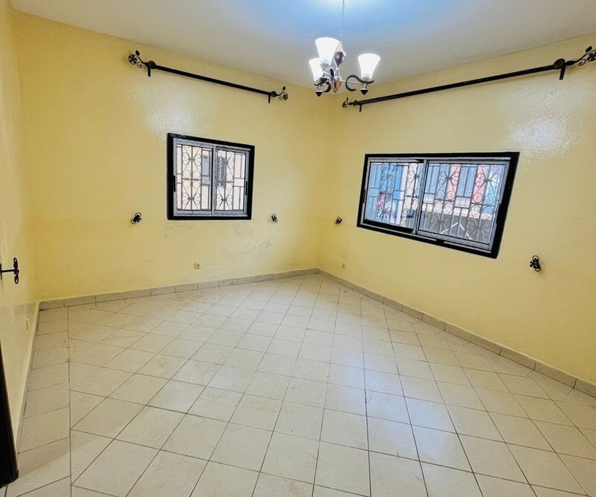 Appartement moderne à louer - Biyem-Assi