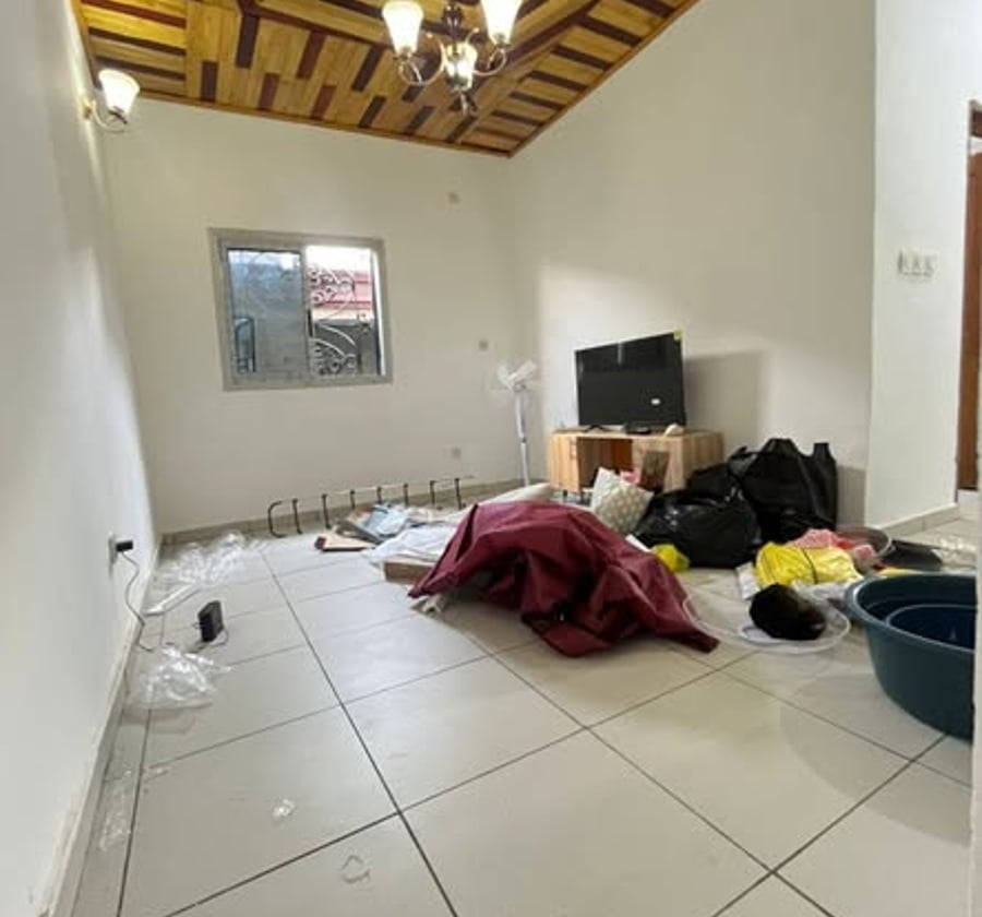 Studio moderne à louer - PK 12, Douala