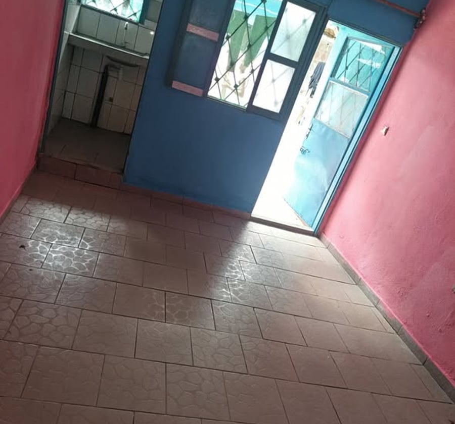 Studio moderne à Logbaba