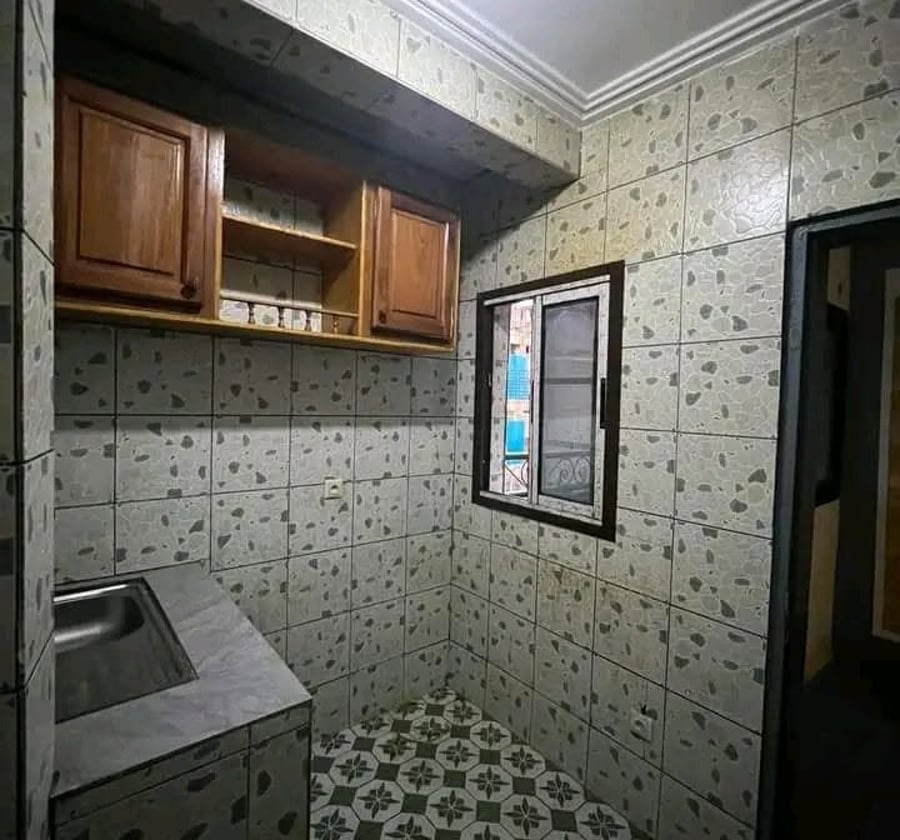 Chambre moderne à louer - Makepe Missoké