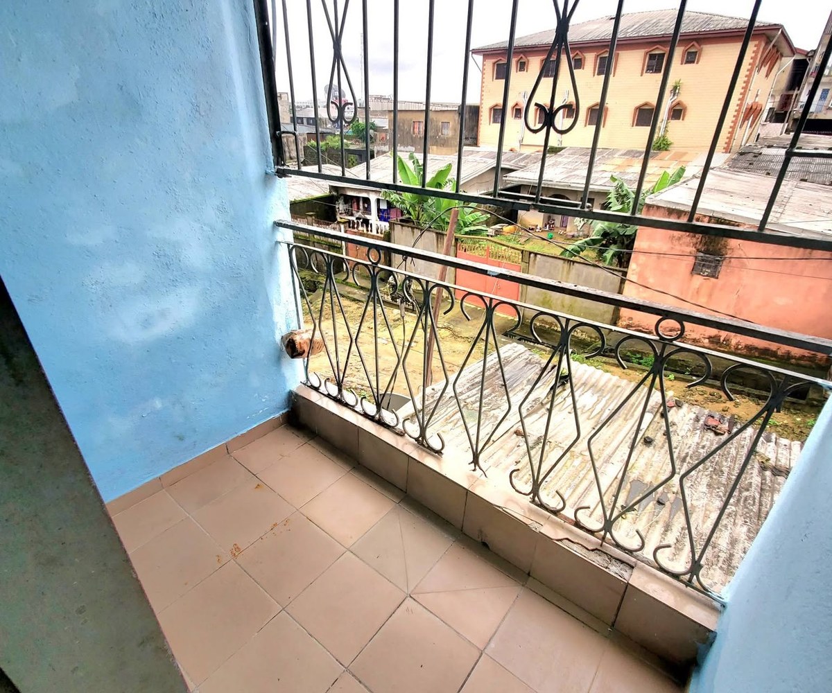 Appartement moderne à Bépanda Petit Marché