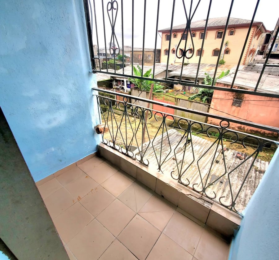Appartement moderne à Bépanda Petit Marché