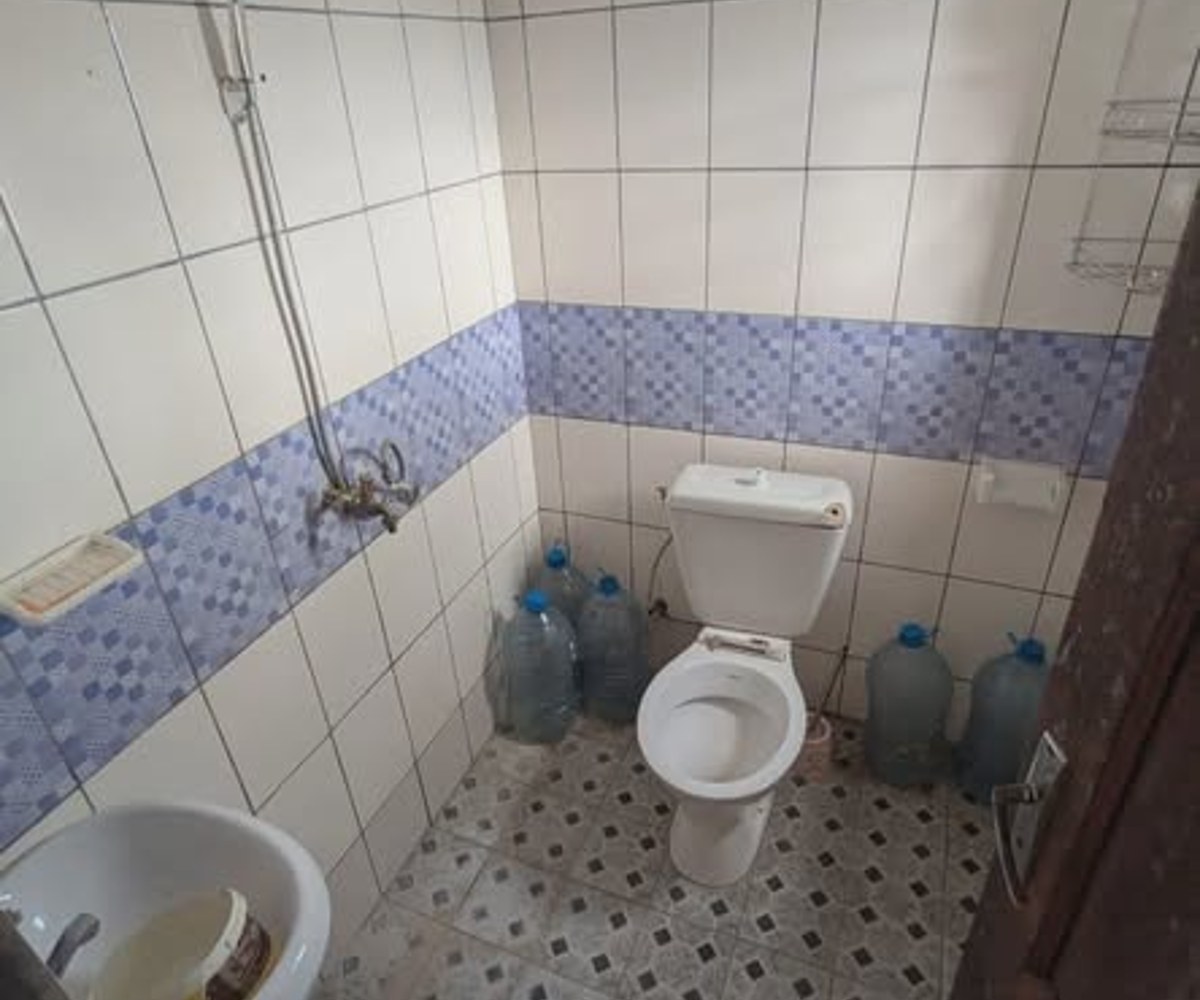 Chambre 2 pièces - Tsinga Village - 20 000 FCFA/mois