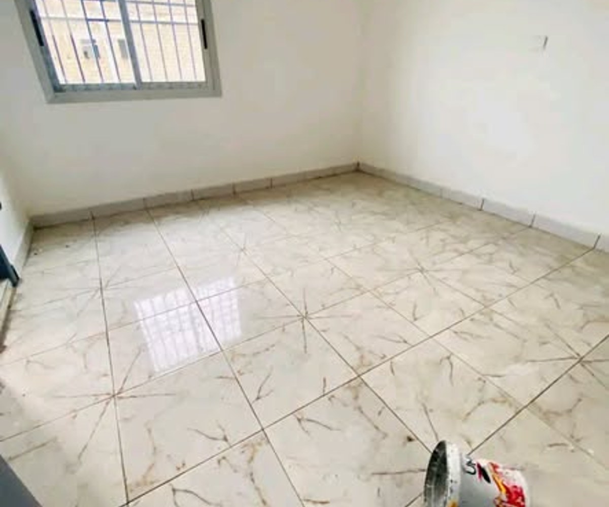 Studio moderne à Bepanda Commissariat 7