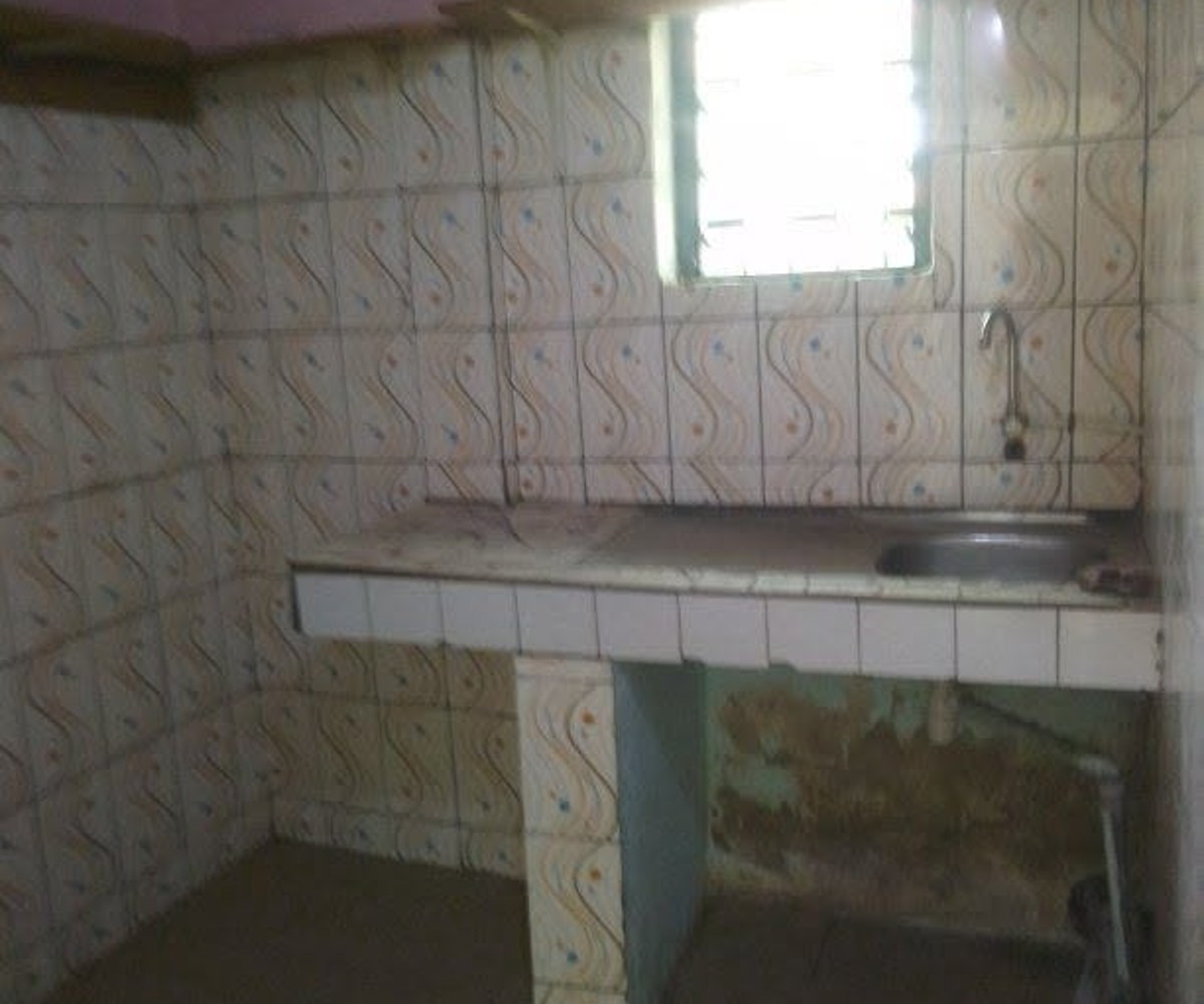 Appartement 2 chambres à louer à Makepe