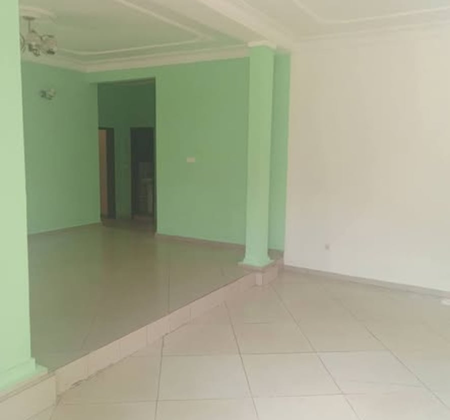 Appartement individuel 2 chambres à Ngousso, Yaoundé - 200 000 F CFA/mois